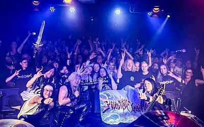 Hoe metalband Phantom Excaliver voor hun eerste optreden buiten Japan terechtkwam in dB’s in Utrecht