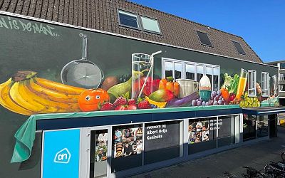 Mandarijn en bananen op muurschildering JanIsDeMan moesten weg: ‘Het was te vrolijk’