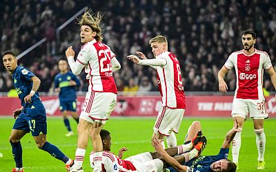 Hugo Borst noemt 'overschatte' speler bij Ajax - FCUpdate