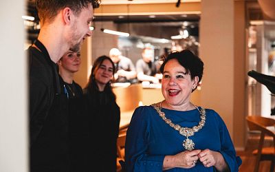 Video: jonge topchef opent restaurant Heimat aan de Biltstraat in Utrecht en dit kun je verwachten