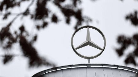 Winst Duitse autobouwers Mercedes en Volkswagen keldert