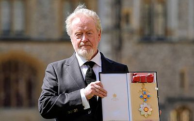 Regisseur Ridley Scott ontvangt hoogste Britse onderscheiding | Films & Series - NU.nl
