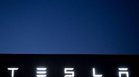 Tesla omlaag op Wall Street na bericht over Autopilot-onderzoek
