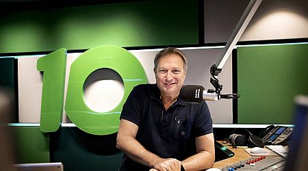 Radio-dj Rob van Someren begrijpt niets van verbanning naar weekend: 'Héél toevallig zo vlak na rechtszaak' - De Gelderlander