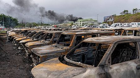 Ongekende zware rellen teisteren Nieuw-Caledonië, Frankrijk stuurt extra veiligheidstroepen - AD