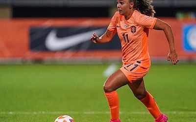 Nog twee interlands en Lieke Martens stapt opgelucht uit de spotlights - de Volkskrant