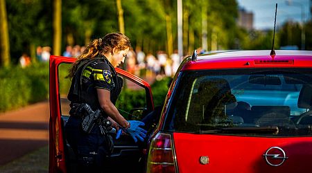 Man neergeschoten midden op straat, politieheli cirkelt boven wijk - Omroep Brabant