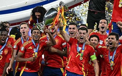 LIVE EK 2024 | Spanje en Engeland draaien warm voor EK-finale: bekijk hier opstellingen van beide ploegen - AD