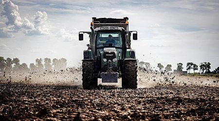 Boeren nog weken in onzekerheid over mestprobleem, Kamer vraagt minister om spoed
