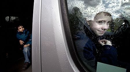 Nieuwe regels leerlingenvervoer: moeten ouders nu wel of niet twee dagen per week rijden? - Omroep Gelderland