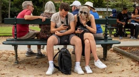 Op vakantie zonder smartphone: 'Doe het ook eens in je dagelijks leven' - RTL.nl