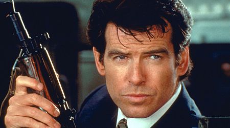 Pierce Brosnan (71) bewijst dat stijl tijdloos is met verbluffende Kith