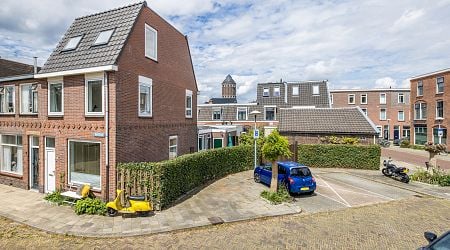 Dorps wonen in ons stadsie met een garage voor jouw bolide