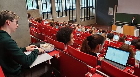 Aangescherpte kabinetsplannen tegen 'verengelsing' vallen slecht bij hoger onderwijs