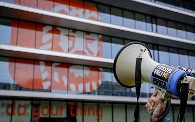 Milieudefensie zet klimaatzaak tegen ING door, ondanks nederlaag tegen Shell