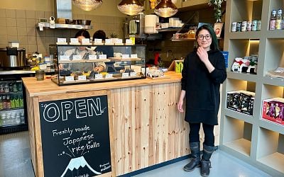 Nieuw! Japans comfortfood bij Onigiri Shokudo: ‘Ik zou de rijstballen van mijn moeder als laatste avondmaal willen’