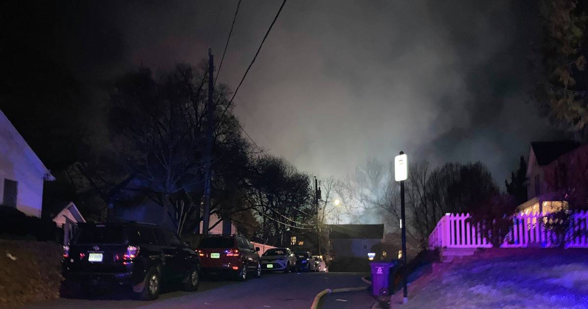 Huis explodeert terwijl politie huiszoeking probeert uit te voeren in VS