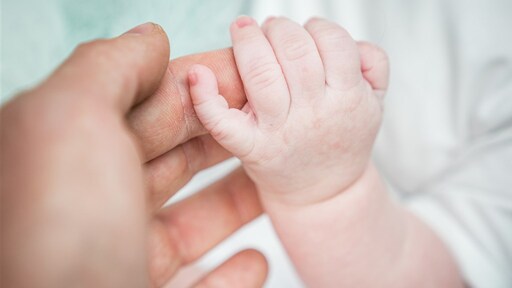 Kabinet maakt vanaf 2025 geld vrij voor vaccinatie baby's tegen RS-virus - RTL.nl