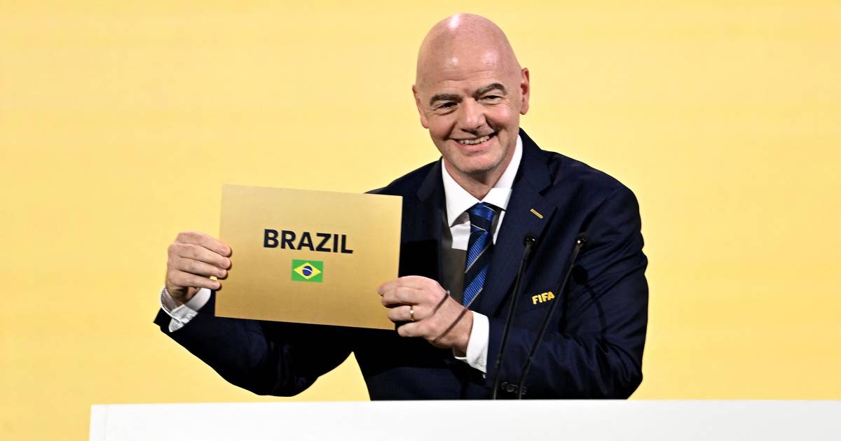 Teleurstelling op FIFA-congres: Nederland legt het met gezamenlijk bid WK-vrouwenvoetbal af tegen Brazilië - AD