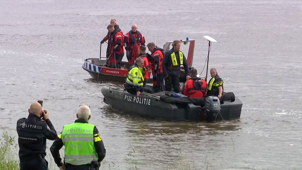 Tweede gevonden lichaam in Maas is van vermiste Duitser - NOS