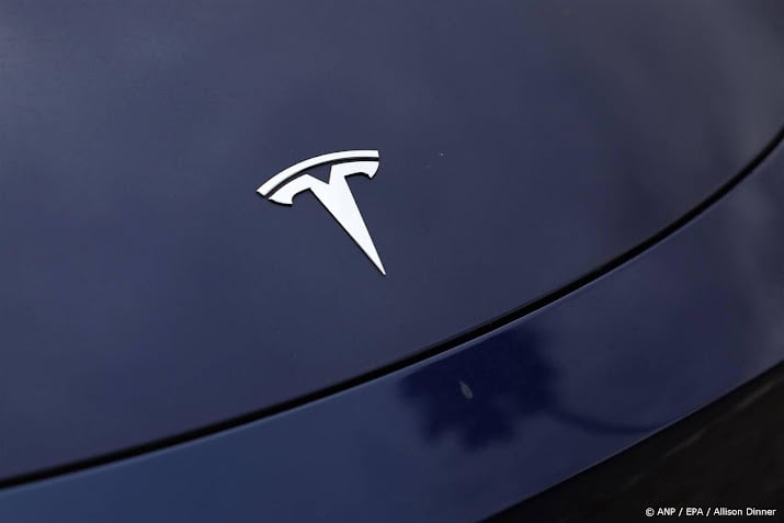 Tesla schiet ruim 10 procent omhoog op positief Wall Street