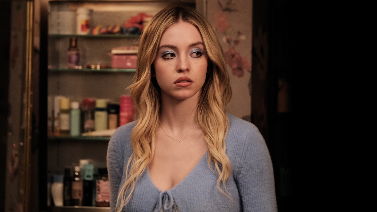 Sydney Sweeney wandelt door Parijs en deelt foto-bom op Instagram