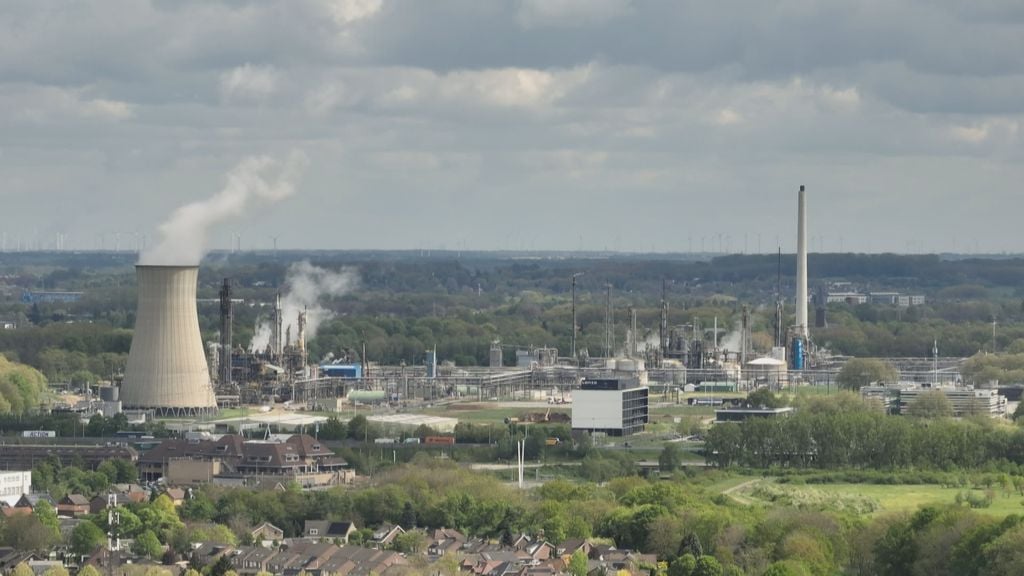 CO2-uitstoot is gedaald, maar de industrie is nog niet groener 