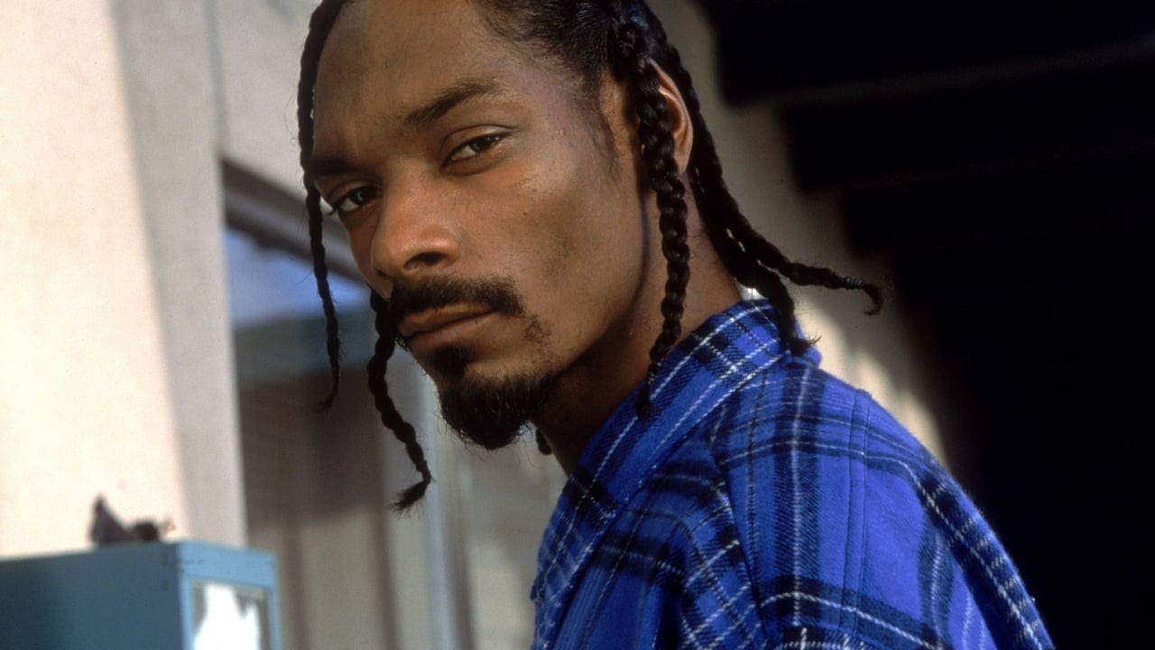 Snoop Dogg onthult de enige persoon die hem "eruit blowt"