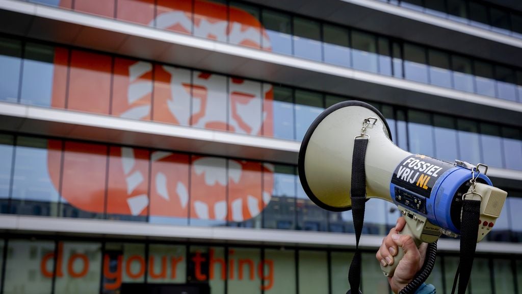 Milieudefensie zet klimaatzaak tegen ING door, ondanks nederlaag tegen Shell