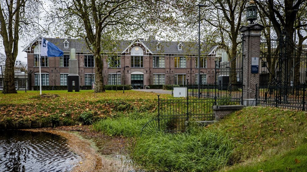 Psychiatrische kliniek voor asielzoekers alleen nog voor ernstigste gevallen