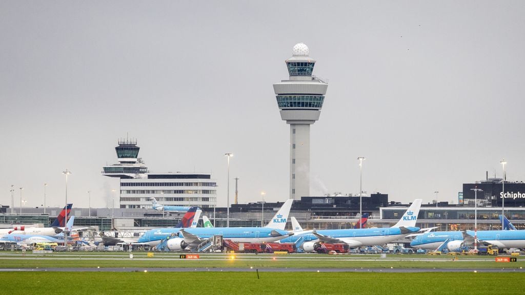 Kwart minder vluchten op Schiphol rond NAVO-top in juni